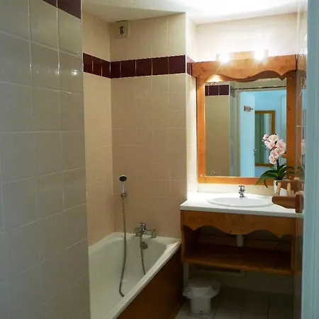 Skis Aux Pieds, 4 Couchages, Balcon, Wifi Inclus - Fr-1-513-66 Lejlighed *